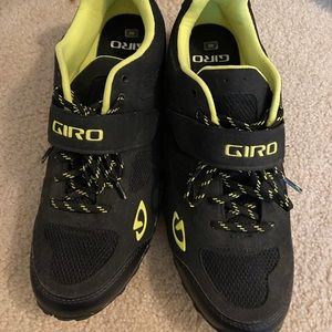 GIRO cycling shoes EUC